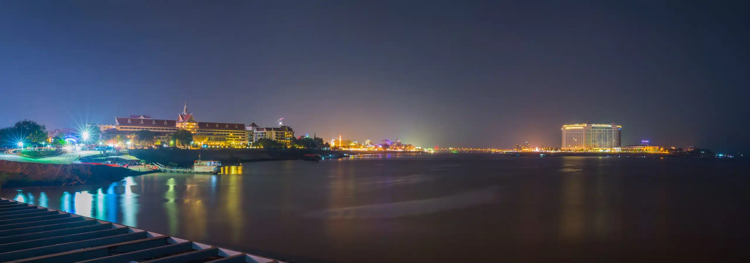 CloudWave infrastructure and network in Phnom Penh