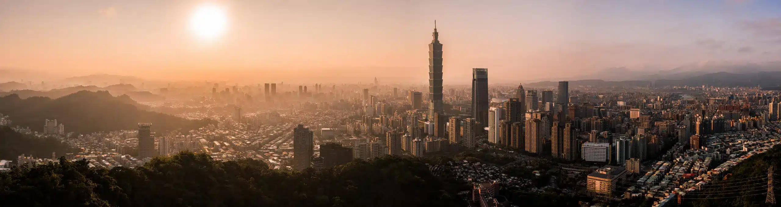 CloudWave infrastructure and network in Taipei